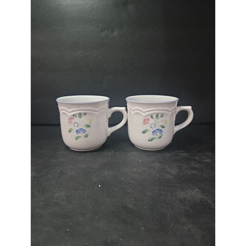 Floral Expressions Stoneware Coffee Cups, Japanese Tea Cups, Vintage‎ Set of 2